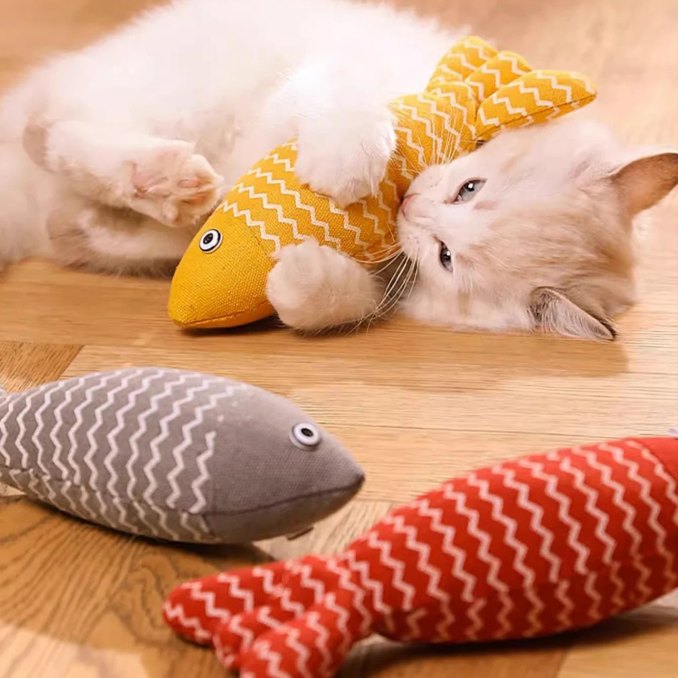 MADDEN Cat Fish Toy Cat Scratcher Catnip Toy Interactive Simulation Fish